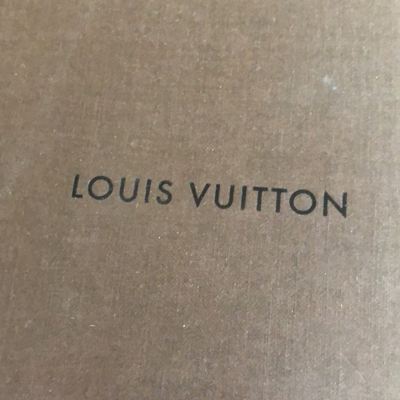 Authentic LOUIS VUITTON Wallet Box and point of sales card - Picture 15 of 16